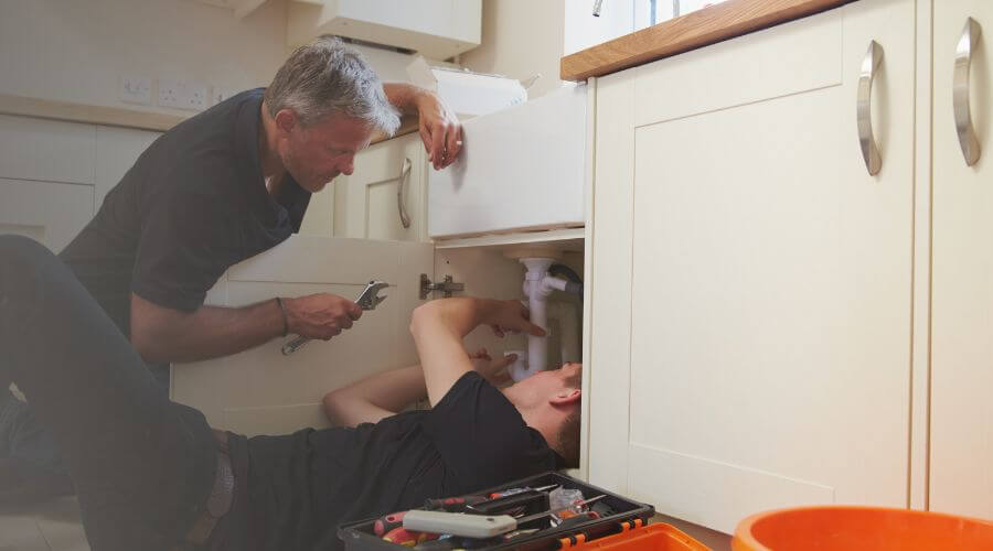 Professional burst pipe repair services in Waucoma, IA